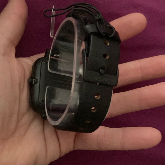 Nixon Black Square Watch - Picture 5 of 5